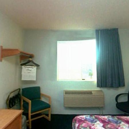 Econo Lodge ווסט לאפייט מראה חיצוני תמונה