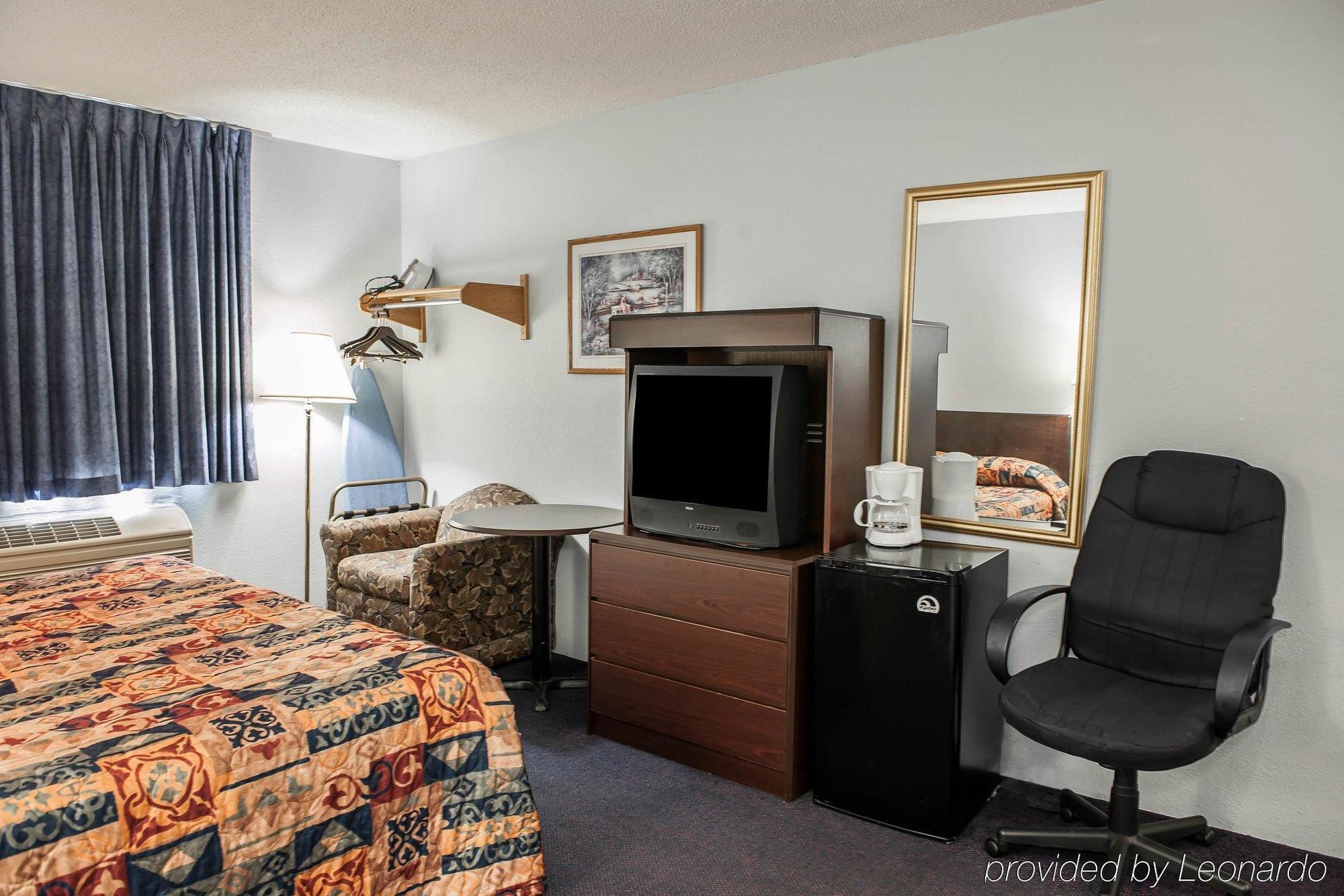 Econo Lodge ווסט לאפייט מראה חיצוני תמונה